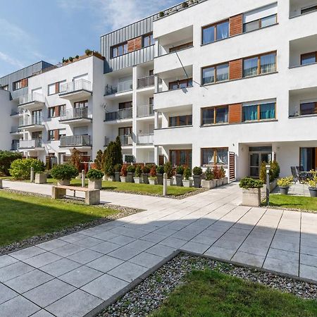 Family Apartment Magic & Sea With Terrace By Noclegi Renters Свиноуйсьце Экстерьер фото