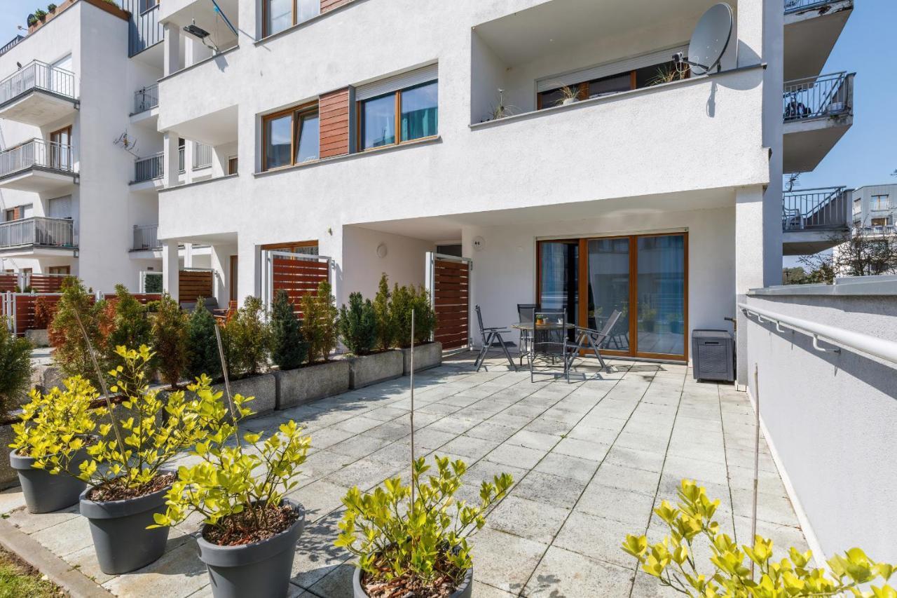 Family Apartment Magic & Sea With Terrace By Noclegi Renters Свиноуйсьце Экстерьер фото